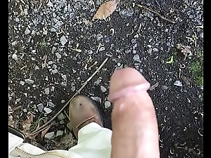 Outdoor thick cock long piss