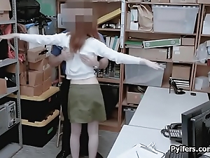 Redhead clothes stealer blows after getting caught